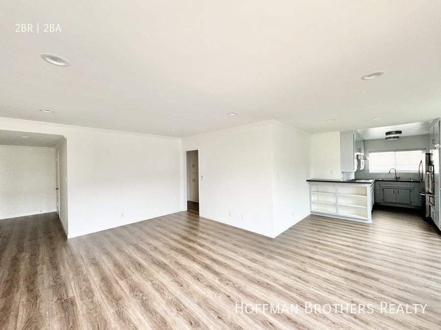 1446 S Canfield Ave #2A