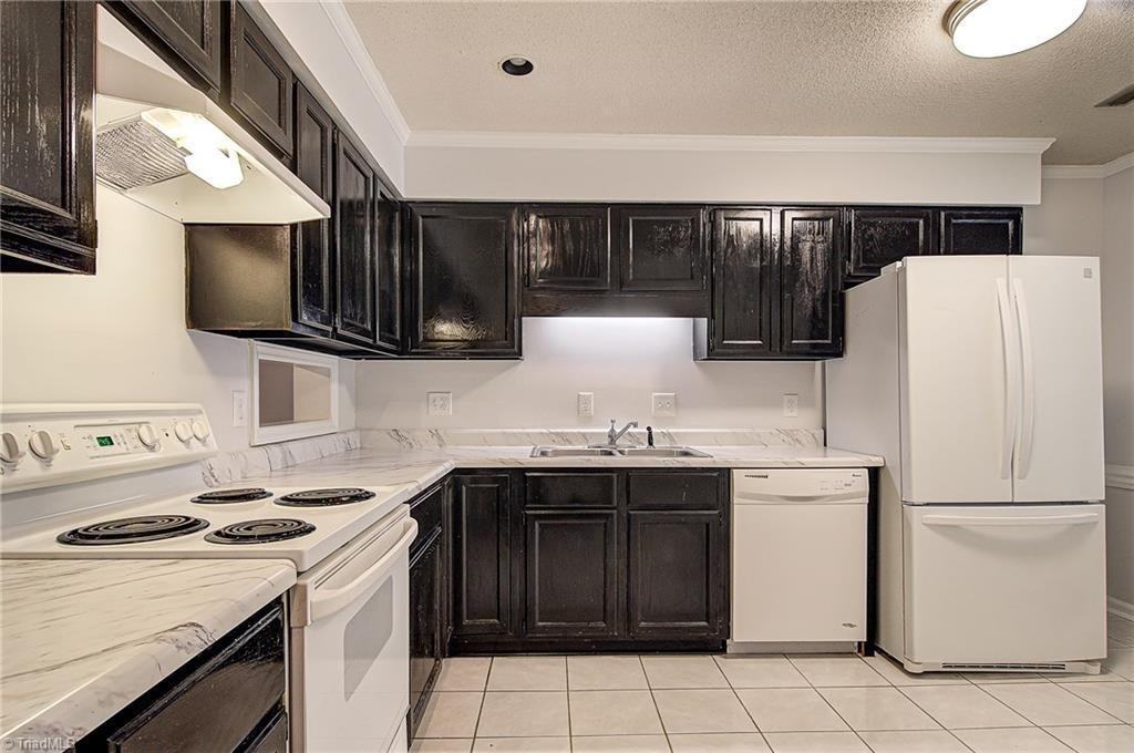 4635 Lawndale Dr #A - Photo 7 of 21