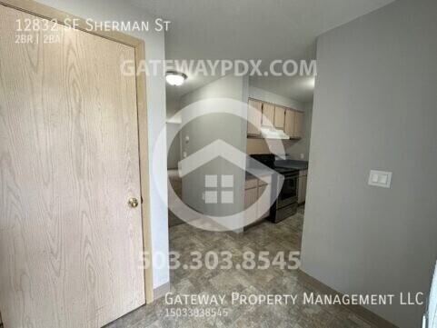 12832 Se Sherman St - Photo 3 of 24