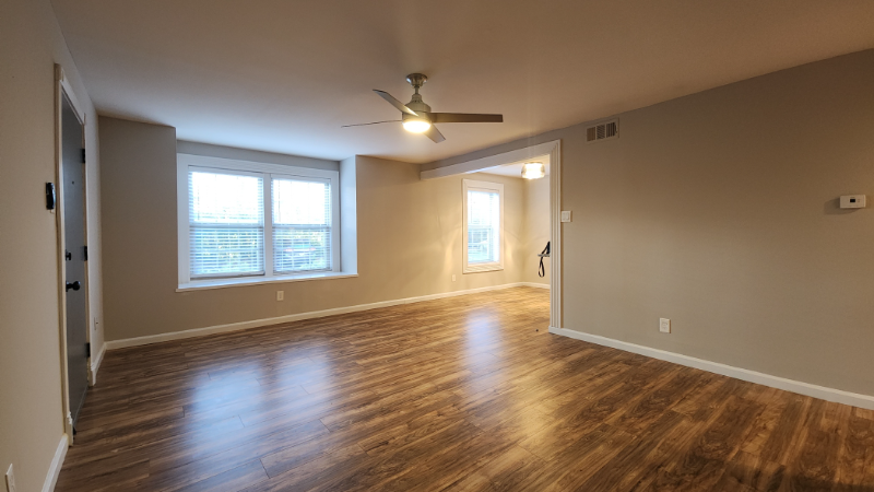 411 S Geyer Rd #9B - Photo 2 of 8