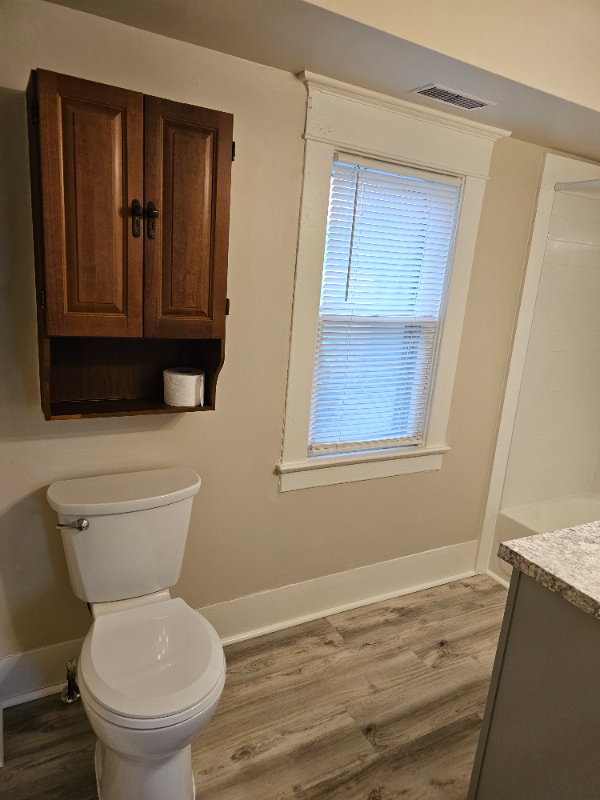 519 1/2 Ament St #519AMENTST - Photo 2 of 8