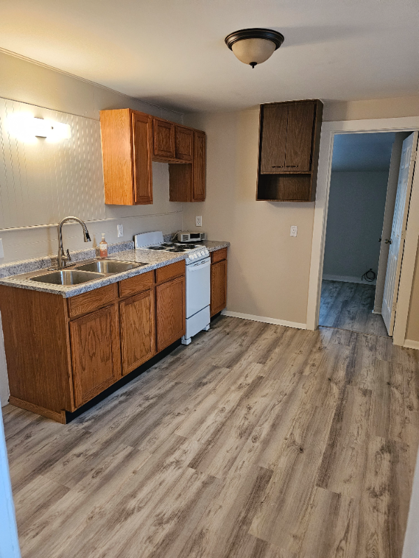 519 1/2 Ament St #519AMENTST - Photo 3 of 8