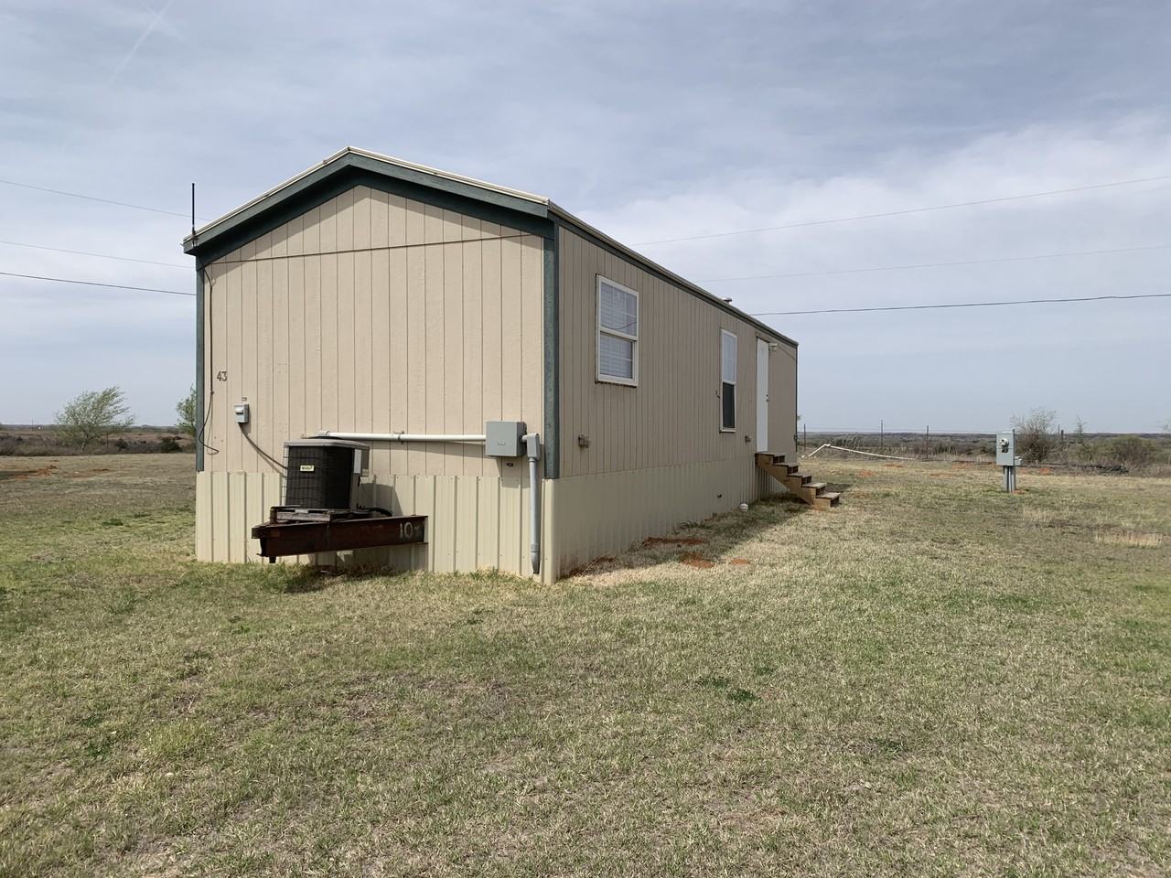 400 26th Street - Photo 2 of 6