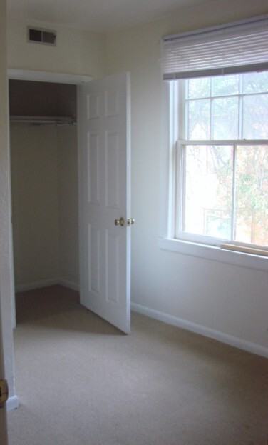 868 GARFIELD - Photo 4 of 12