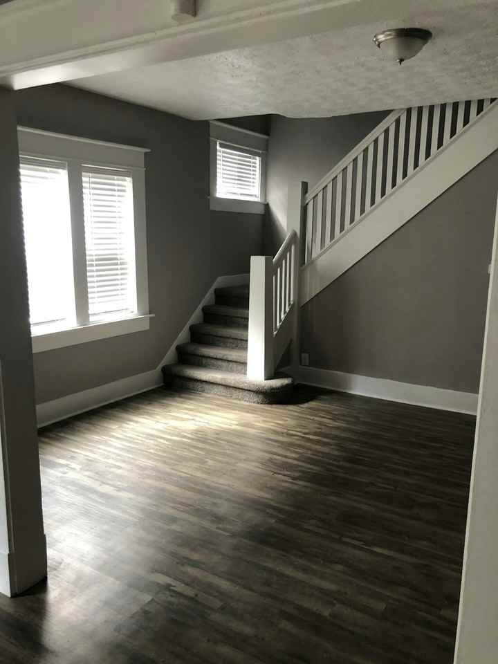 140 West 32nd Street, Unit 140 W 32nd Street - Photo 3 of 13