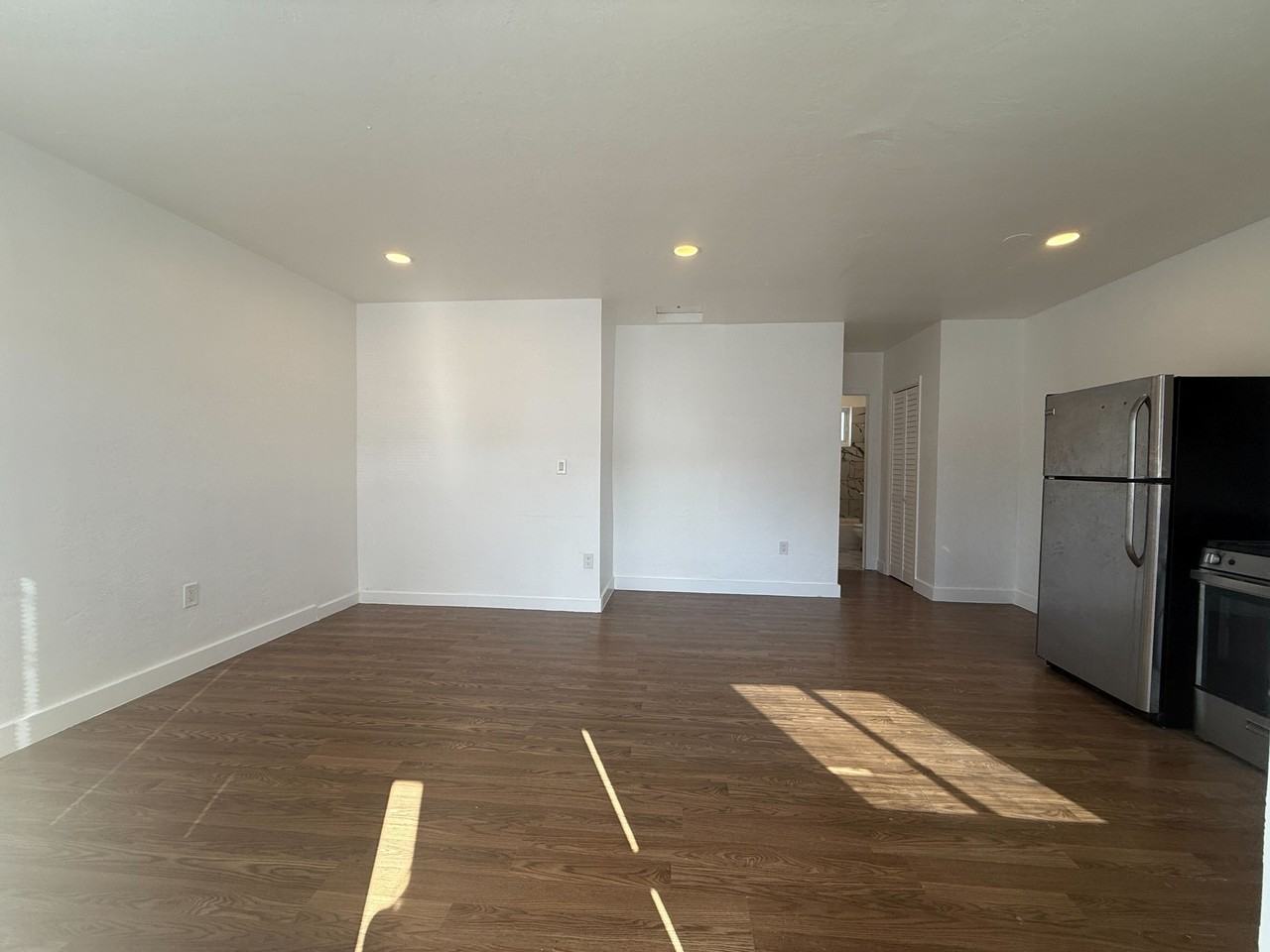 1930 Northwest 29th Street - Photo 2 of 15