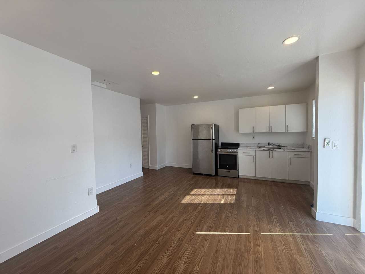 1930 Northwest 29th Street - Photo 3 of 15