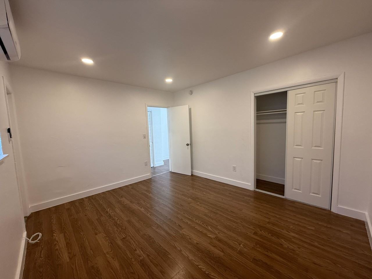 1930 Northwest 29th Street - Photo 6 of 15