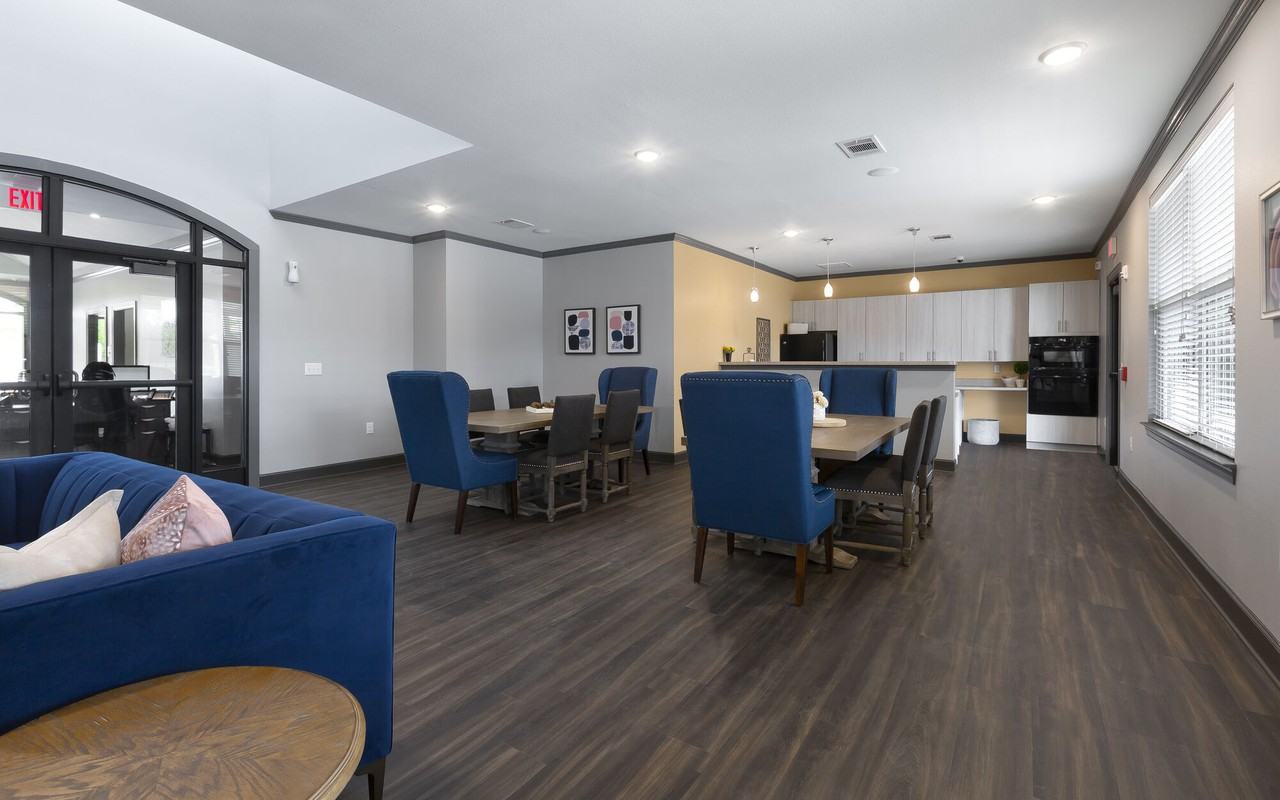 The Pointe at Crestmont - Photo 7 of 25