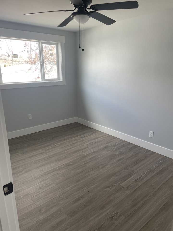 225 Poplar Street - Photo 4 of 7