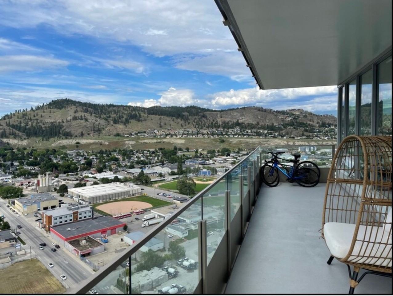 1191 Sunset Dr - Photo 2 of 13