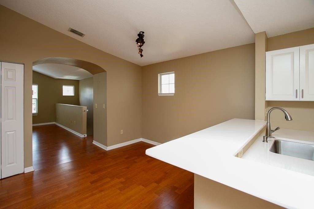 35209 Harbour Vista Cir - Photo 6 of 34