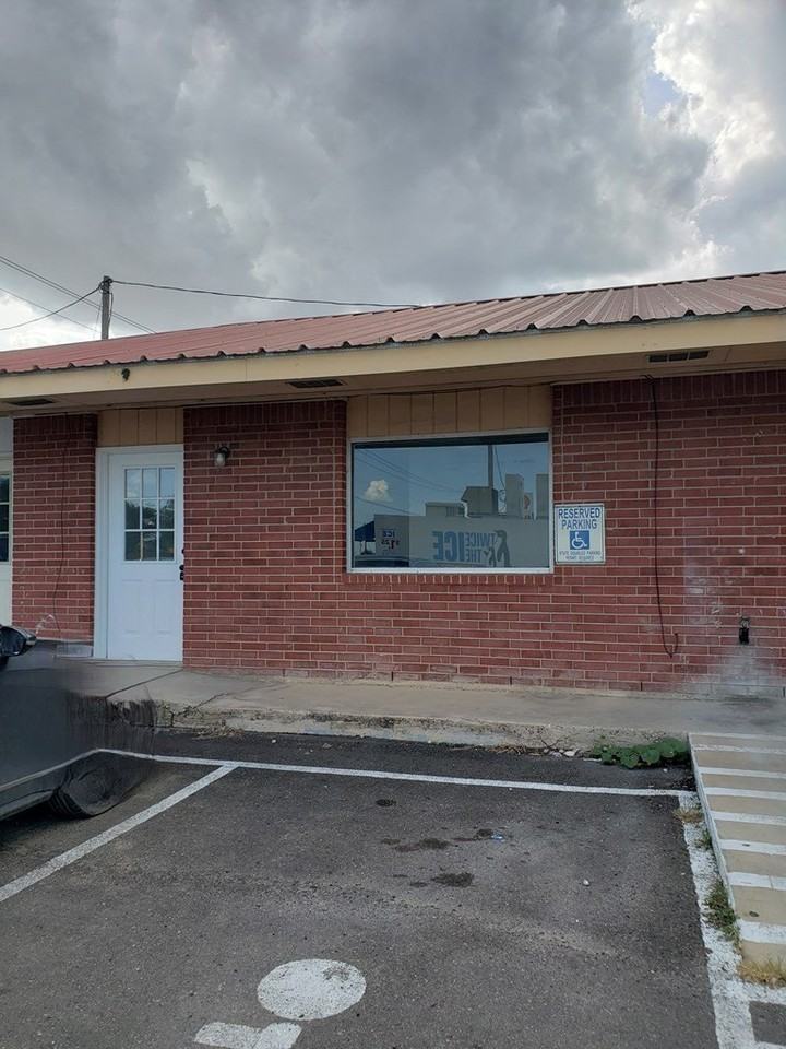 2847 El Indio Hwy - Photo 2 of 11