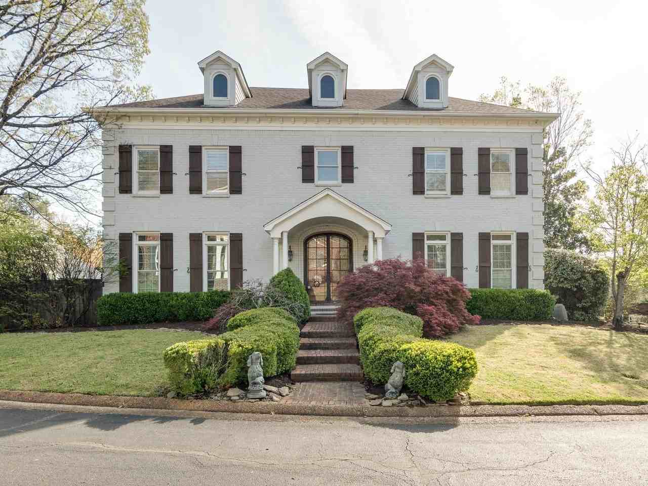 1574 1574 E WHITMAR - Photo 2 of 36