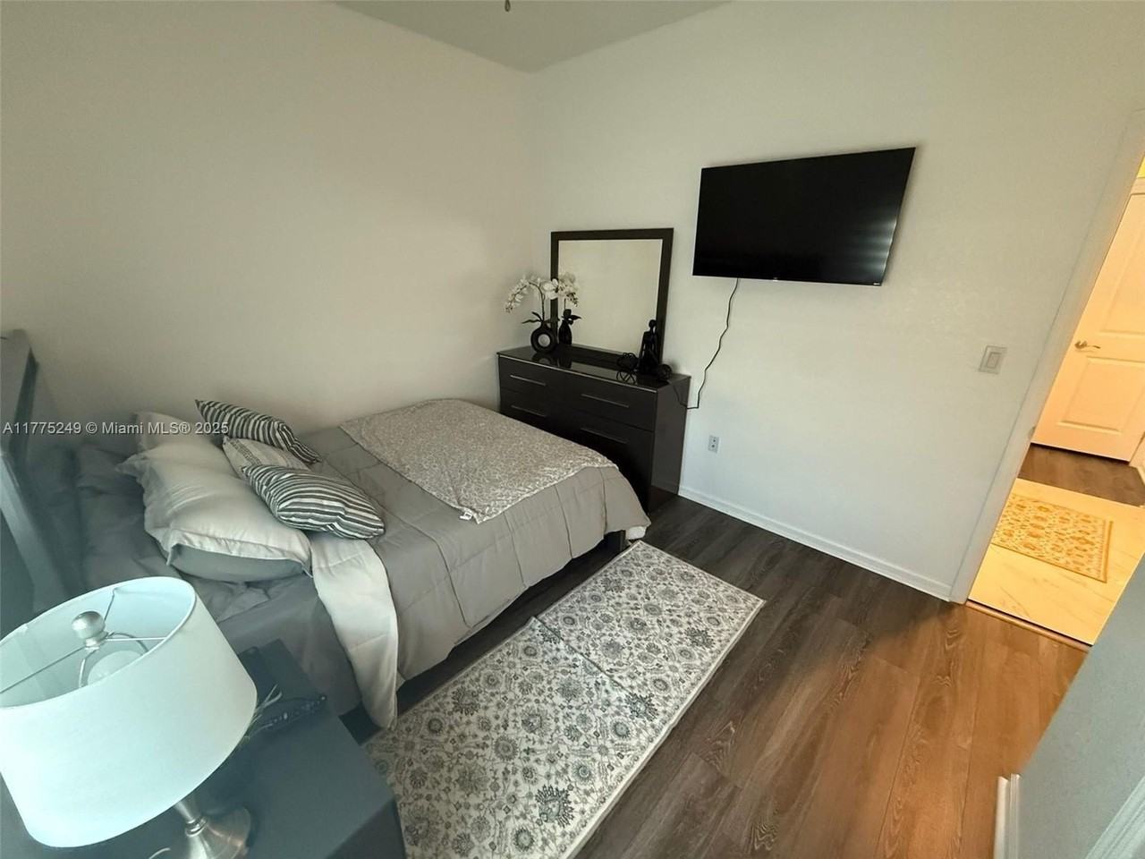 27362 Sw 132nd Ct #1 - Photo 2 of 8