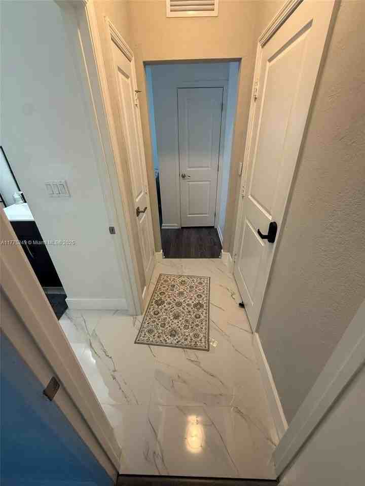 27362 Sw 132nd Ct #1 - Photo 6 of 8