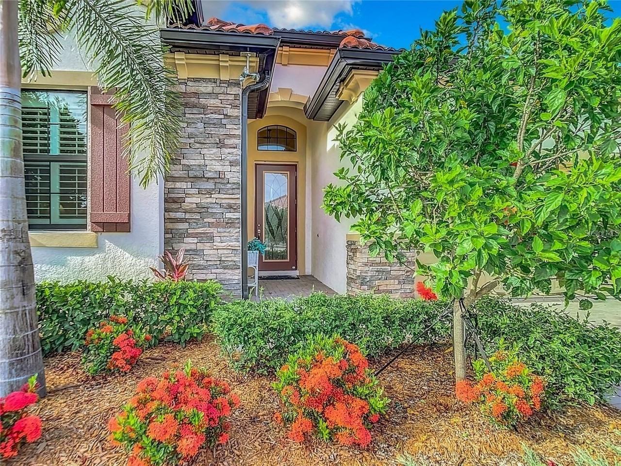 25025 Spartina Dr - Photo 2 of 50