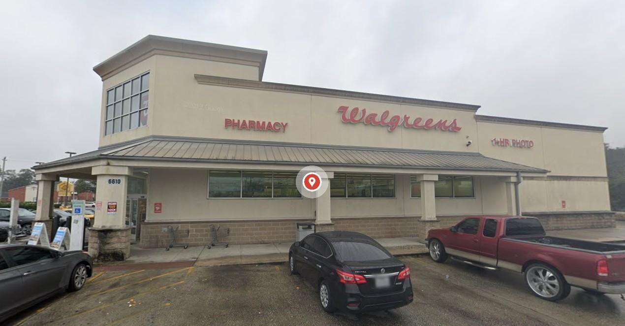 Kelburn Dr - Photo 2 of 24