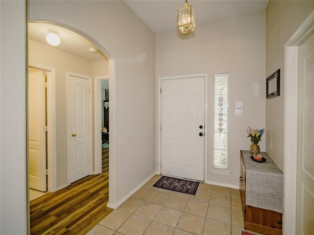 2657 Red Spruce Dr - Photo 5 of 36