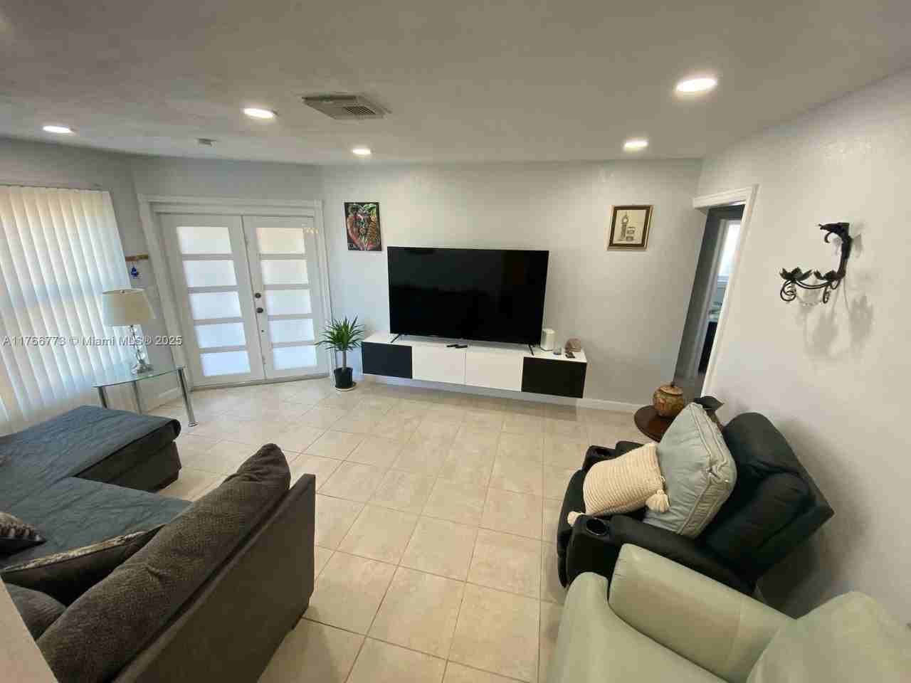 7110 Hope St #2 - Photo 2 of 8