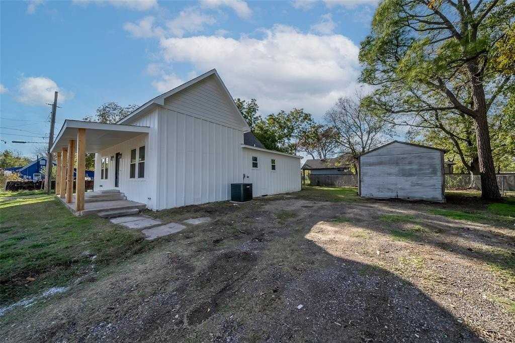 3222 Travis St - Photo 5 of 40