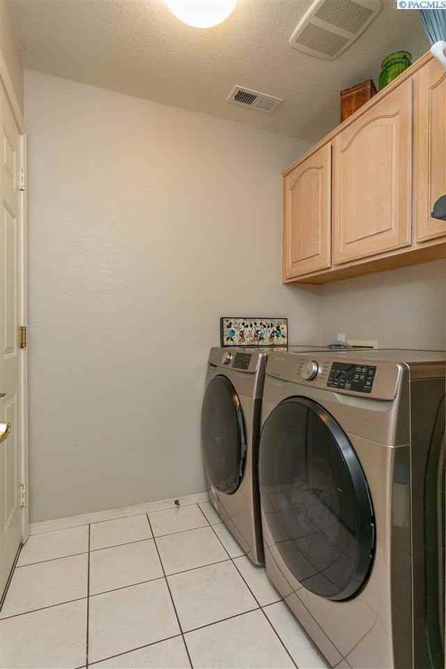 8621 W Skagit Ave - Photo 7 of 23