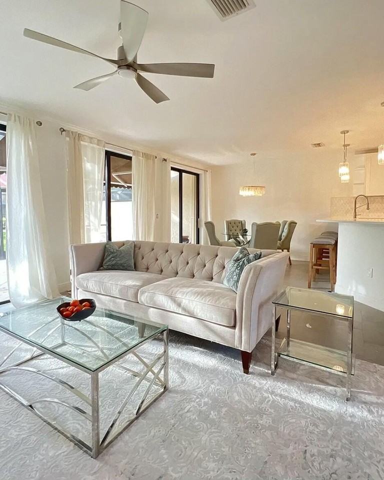 819 Windermere Way - Photo 5 of 31