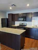 1024 W Woodlawn Ave #5 - Photo 1 of 1