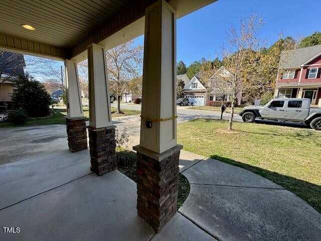 2944 Landing Falls Ln - Photo 2 of 36