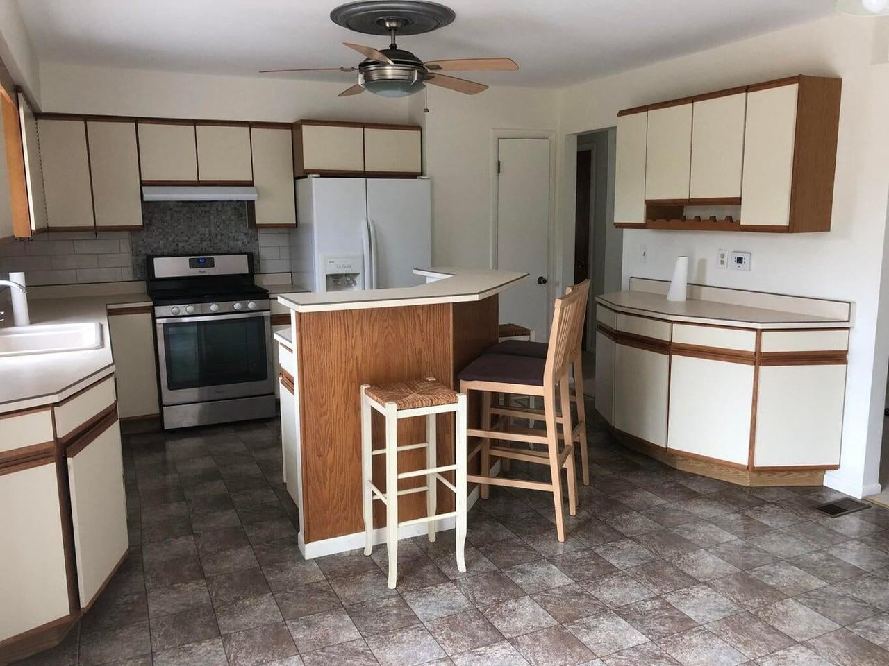 3388 Hathaway Ln - Photo 6 of 13