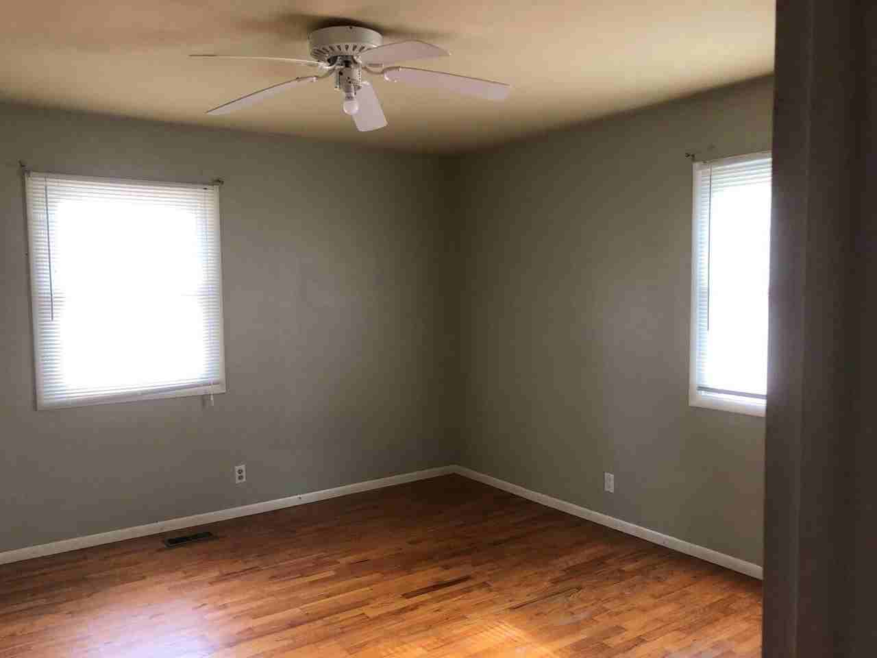 3388 Hathaway Ln - Photo 7 of 13