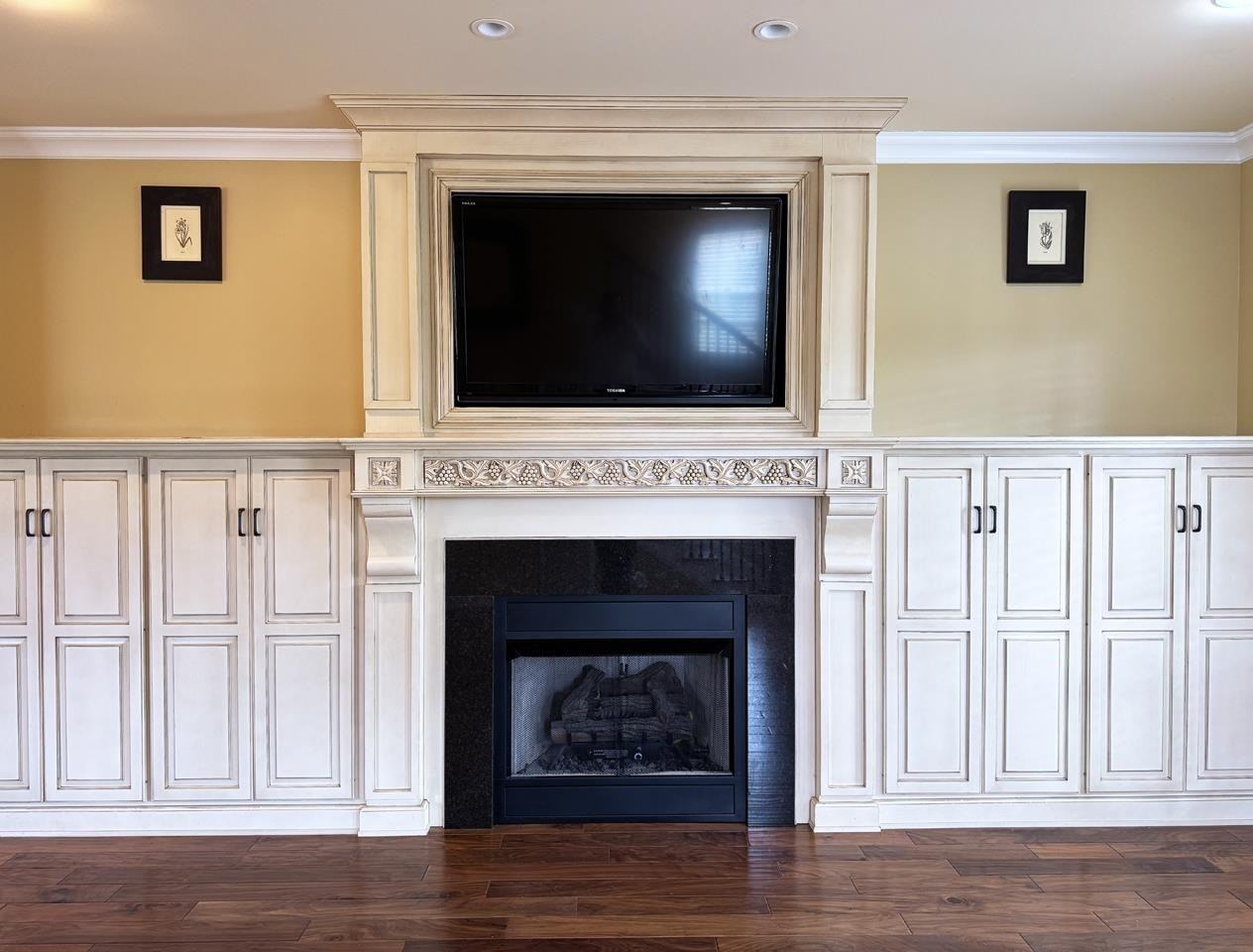 396 Club Ct - Photo 3 of 15