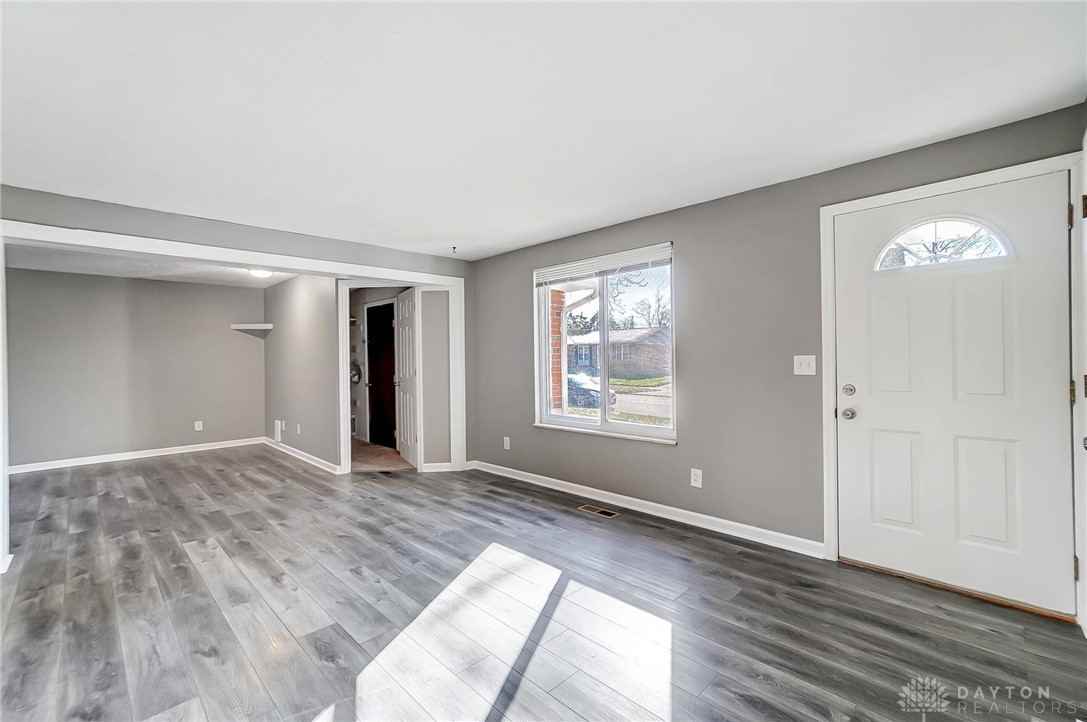 4825 Flagstone Ct - Photo 6 of 33