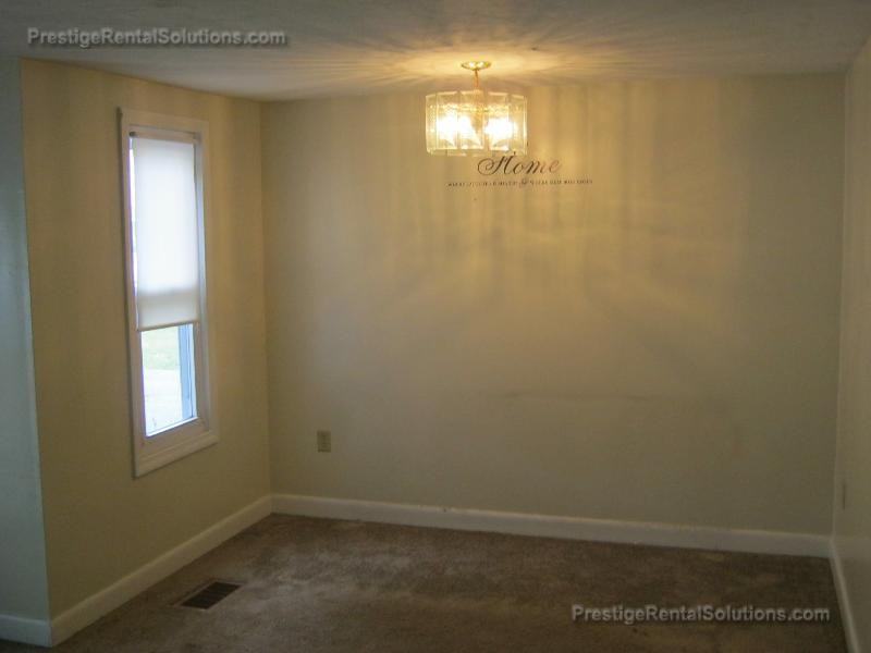 1 Adams Cir #H - Photo 3 of 14