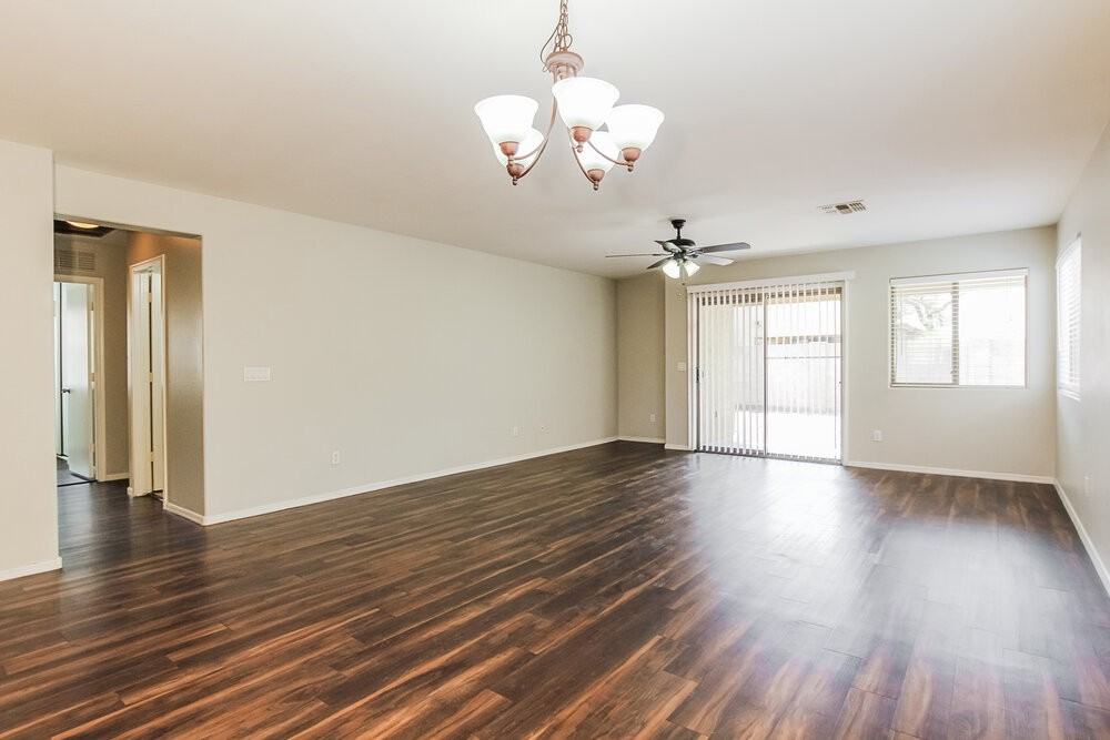 7312 S 37th Gln - Photo 5 of 16