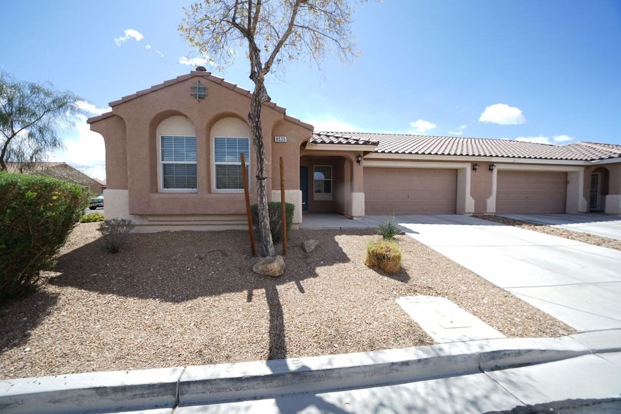 8535 Dyker Heights Ave - Photo 2 of 27