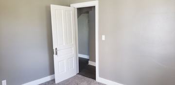 featured image of 833 833 01-03-1/2 South Washington Street