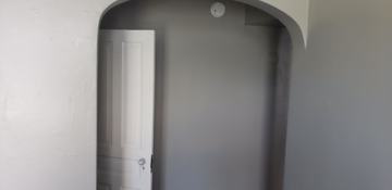 featured image of 833 833 01-03-1/2 South Washington Street