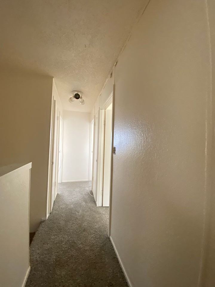 85-156 Ala Walua St #B - Photo 6 of 8