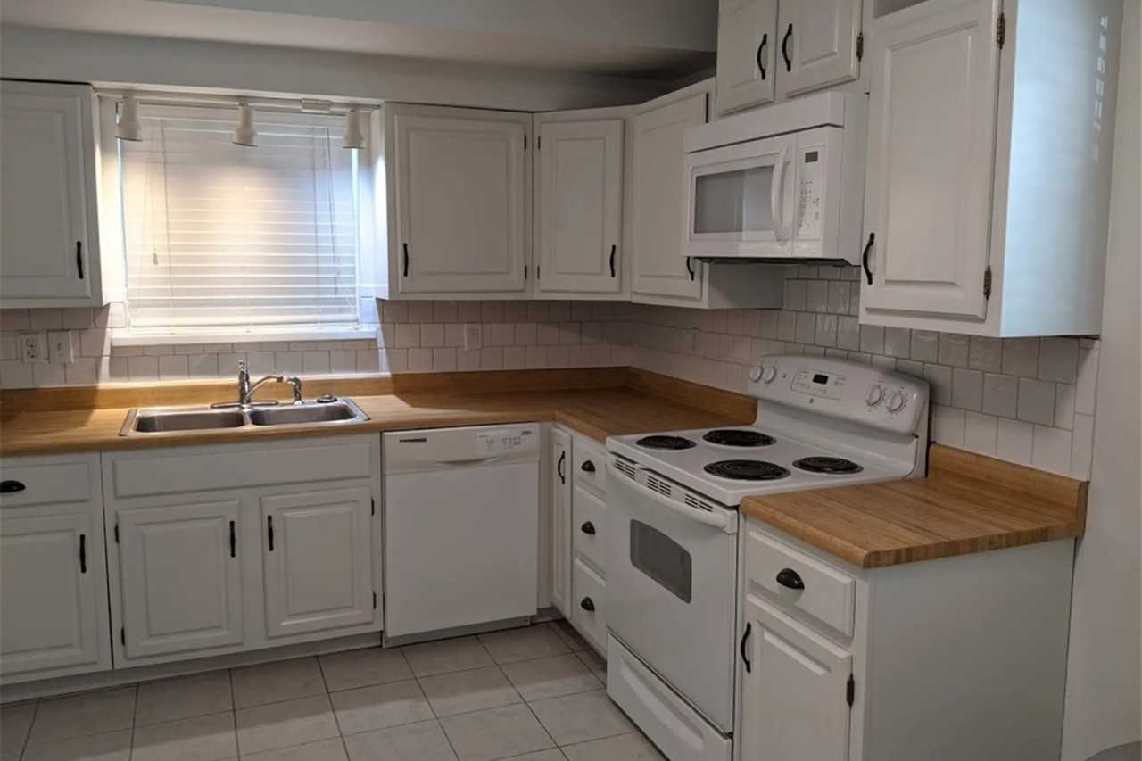 614 Butler Dr - Photo 3 of 34