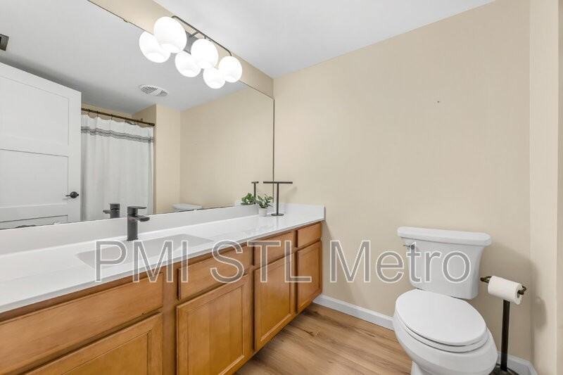 6303 Spring River Dr - Photo 5 of 39