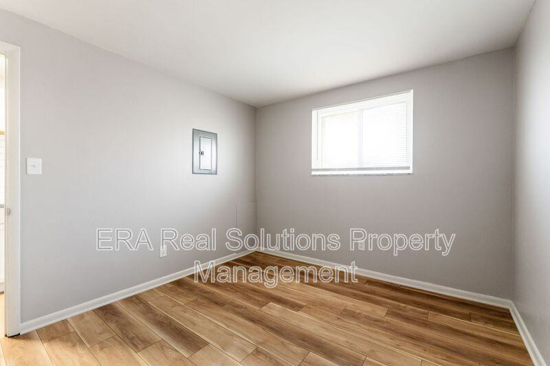 3400 Camp Chase Dr #2B - Photo 2 of 16