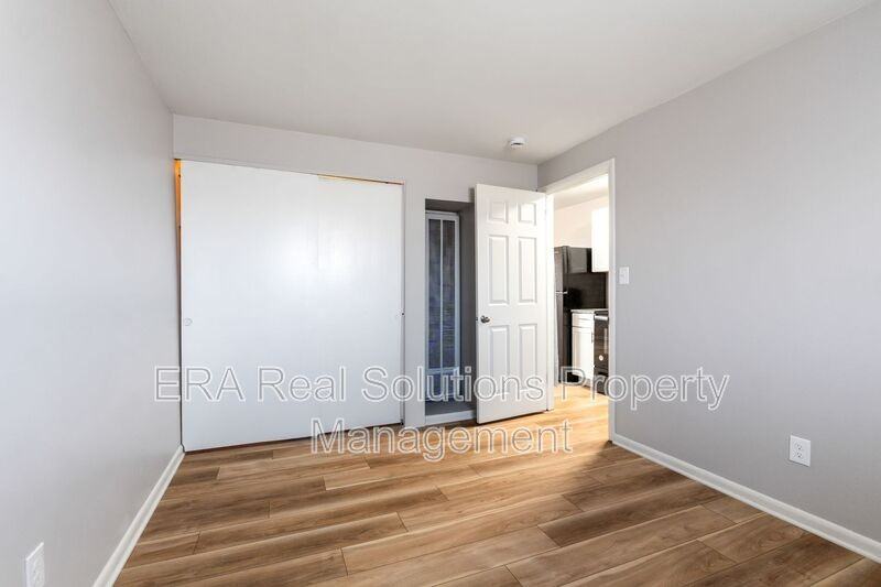 3400 Camp Chase Dr #2B - Photo 4 of 16