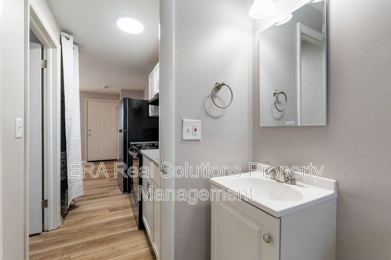 3400 Camp Chase Dr #2B - Photo 7 of 16