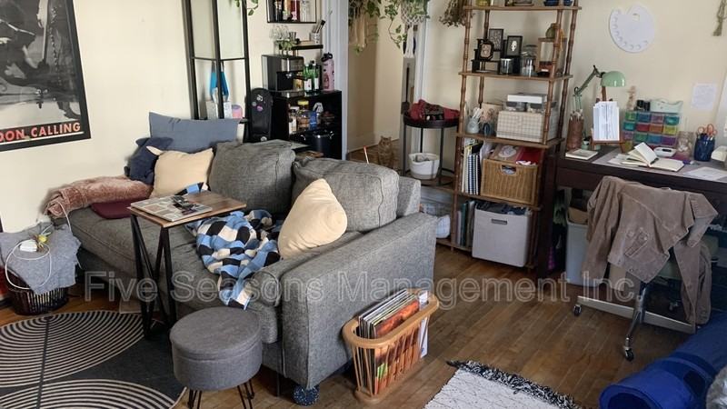 16 Loomis St - Photo 2 of 13
