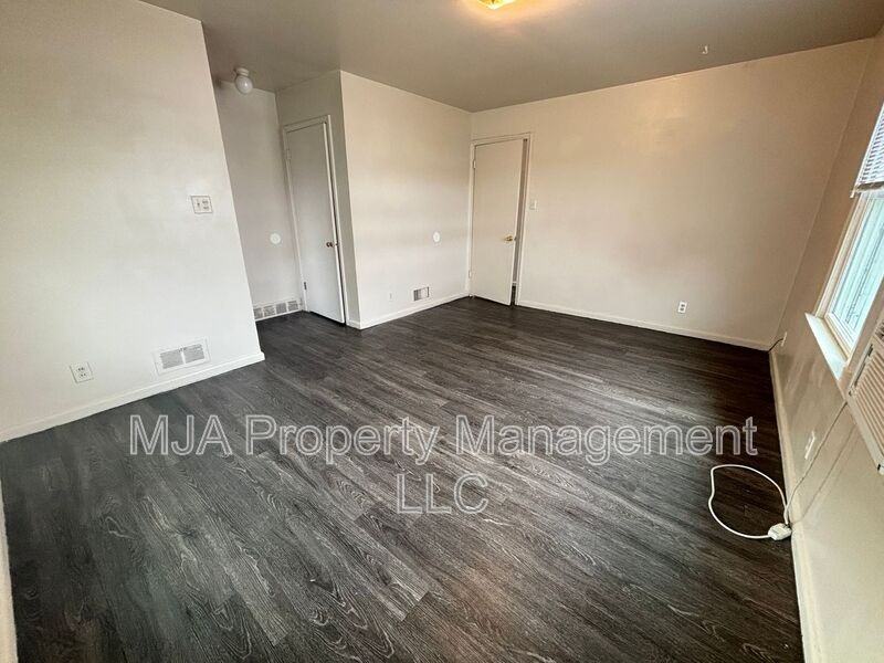 738 W Wasatch St - Photo 5 of 16