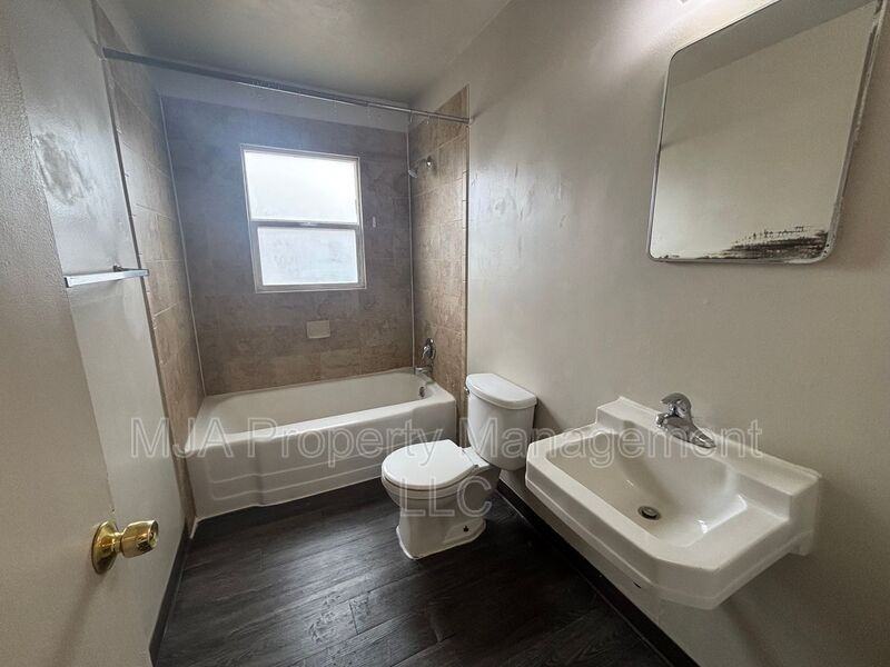 738 W Wasatch St - Photo 7 of 16