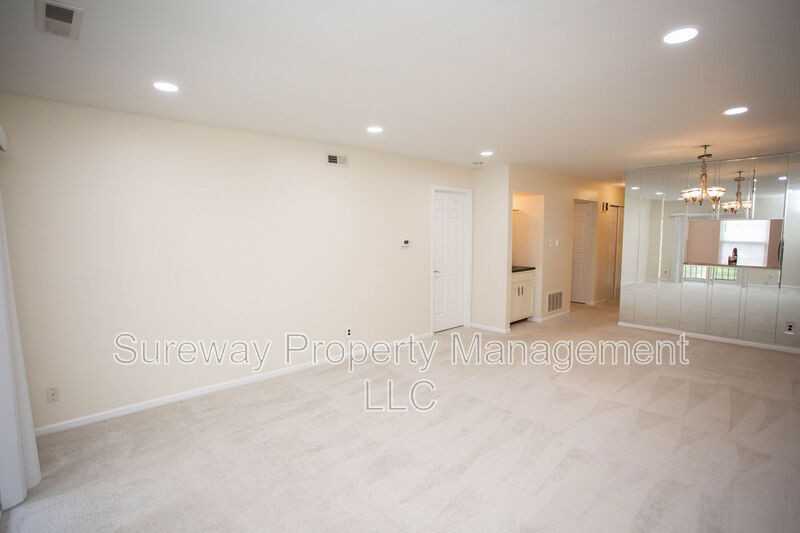 528B Willow Turn - Photo 4 of 37