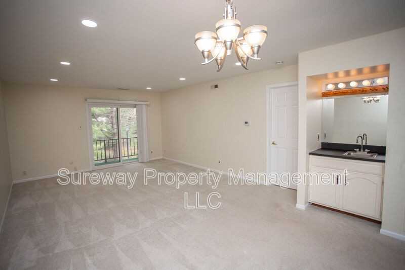 528B Willow Turn - Photo 6 of 37