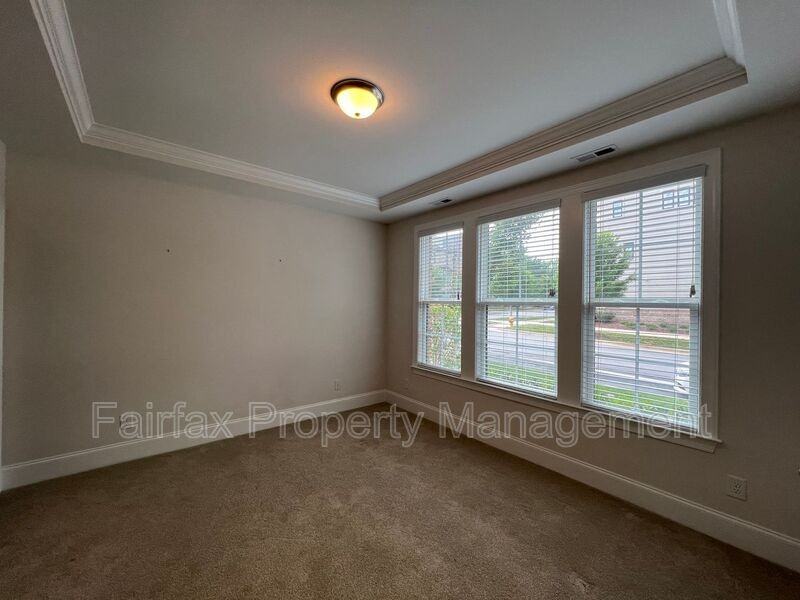 5707 Abingdon Ridge Pl - Photo 3 of 26